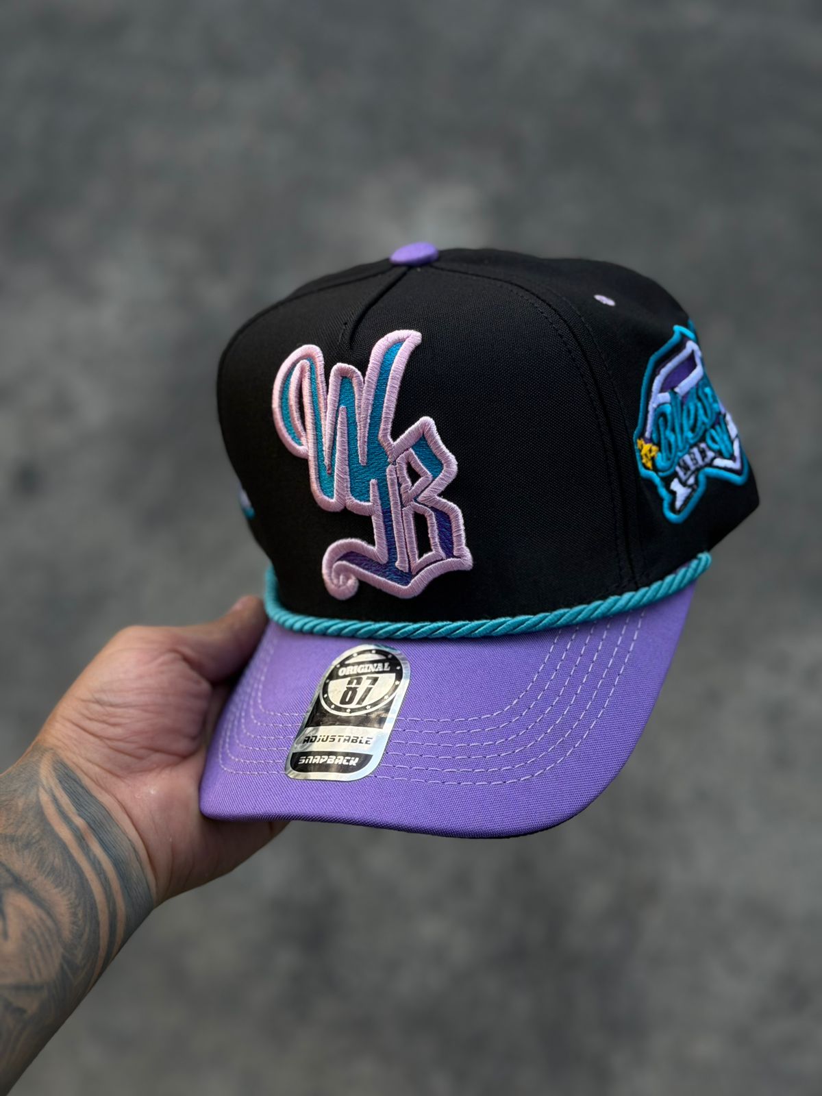 Westcol x Blessd WB Negra y Morada